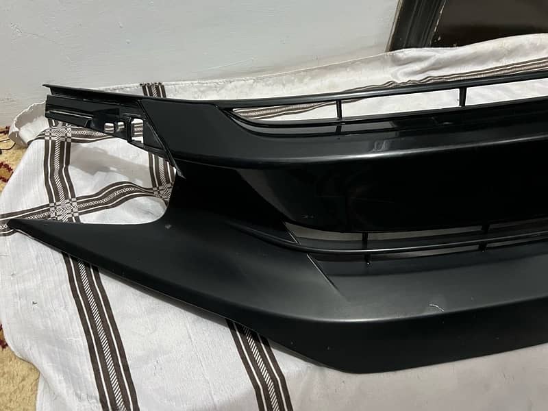 Honda Civic 2017 Original front grill with Original Camera 1