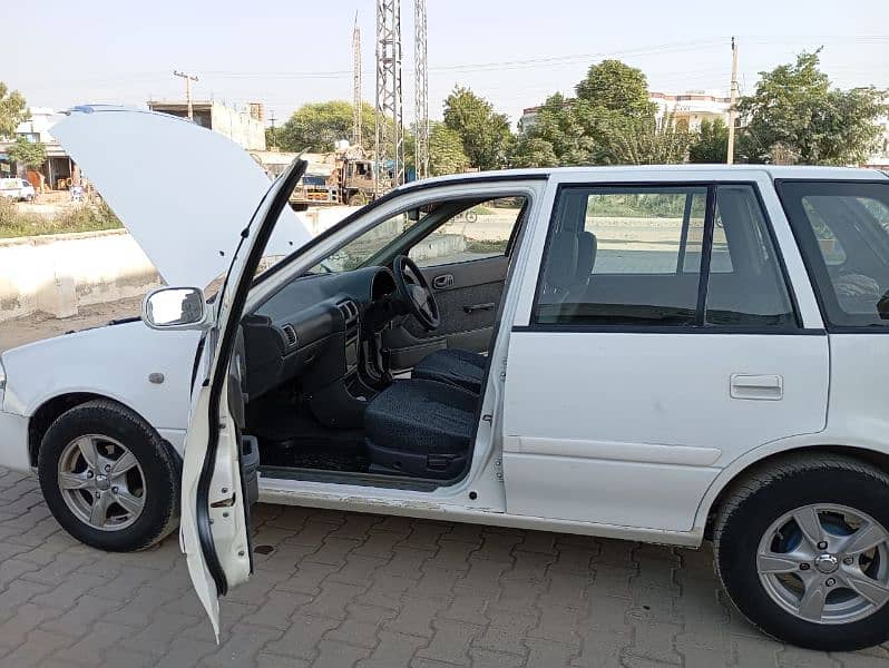 Suzuki Cultus VXR 2012 14