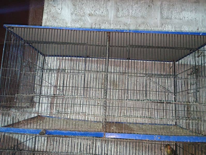 Two 8 portions cages & One 2 portion Cage 2