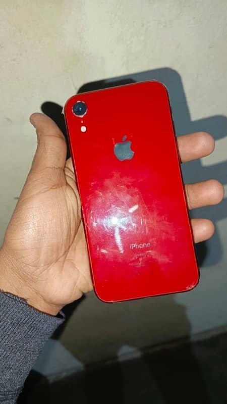 iPhone XR 4