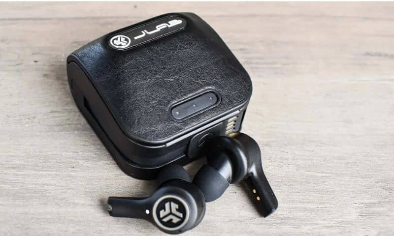 JLab Air Anc earbuds with high quality sound and noise cancellation 1