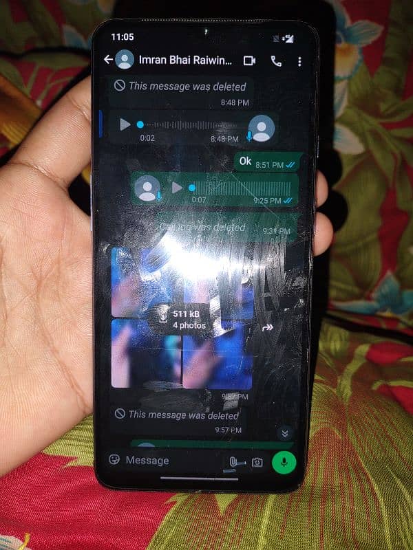 OnePlus 7t 8gb 128gb dual sim working all ok hai glass crack hai 4