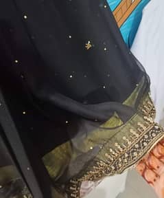 saree black golden