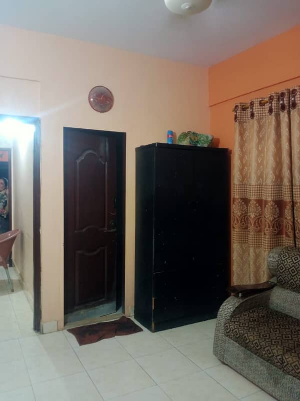 2 bed drawing and dinning flat available for rent In gulzar e hijri scheme 33 7