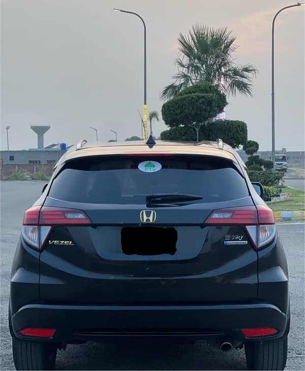 Honda Vezel 2018 4