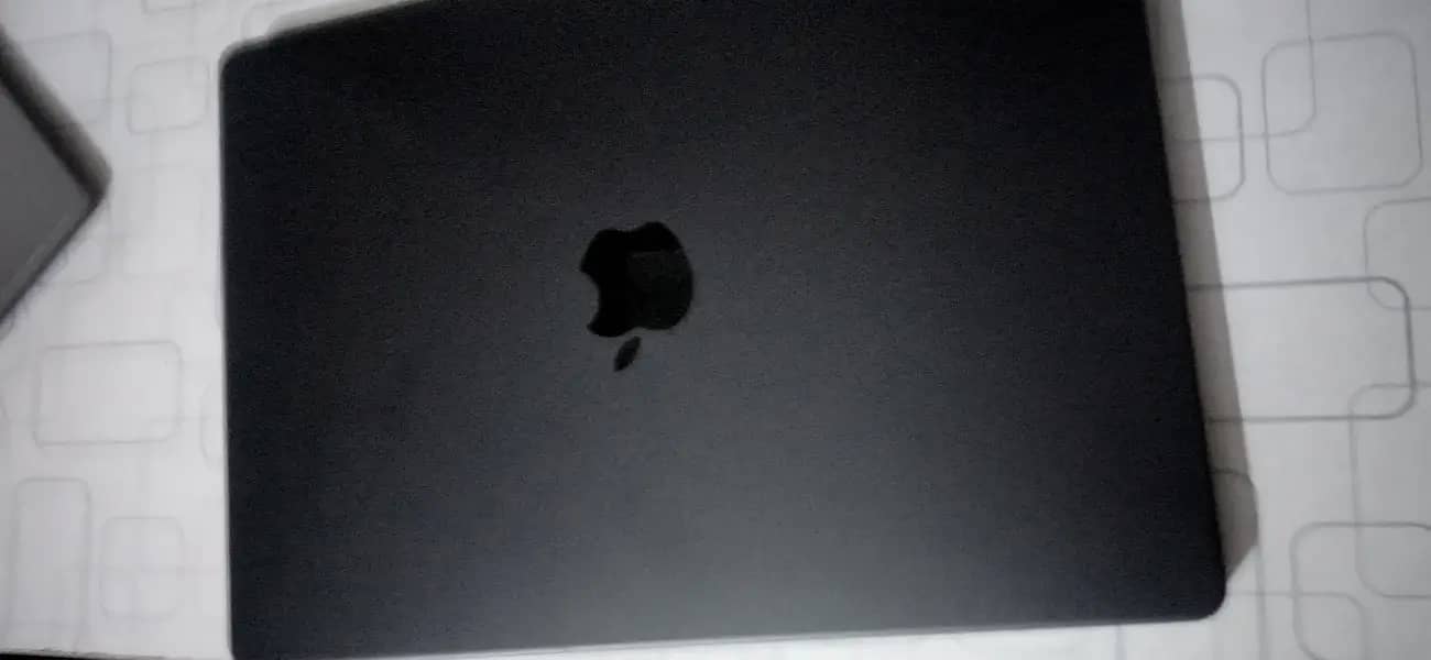 Macbook Pro M3 Pro 14 inch 18/512 3