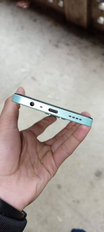 Realme c51 in 10/10 condition for sale in urgently 3