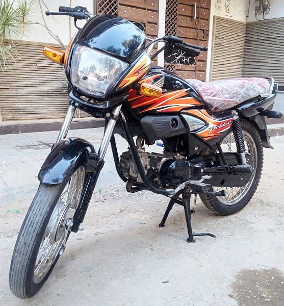 2017 Honda Pridor Karachi Reg. 1