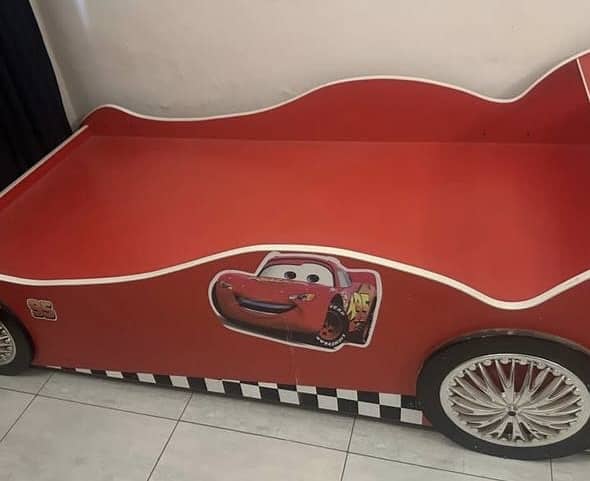 Ferrari bed Slightly used 0