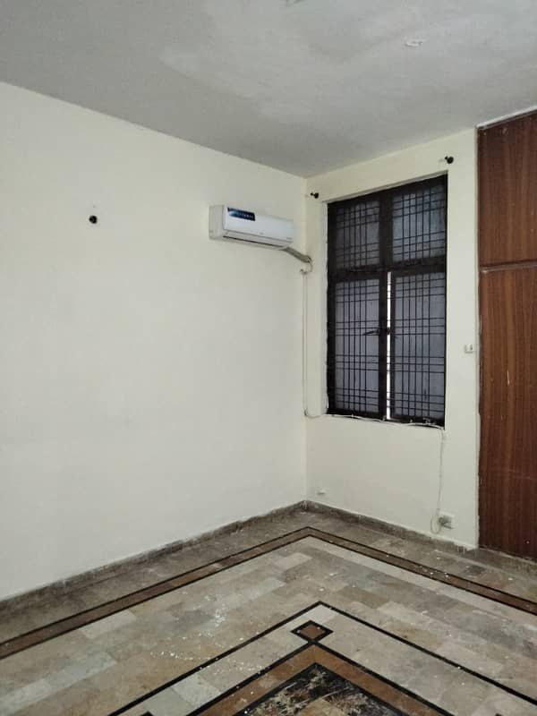 MIAN ESTATE Offers 5 Marla Lower Portion For RENT FOR SMART FAMILY 6