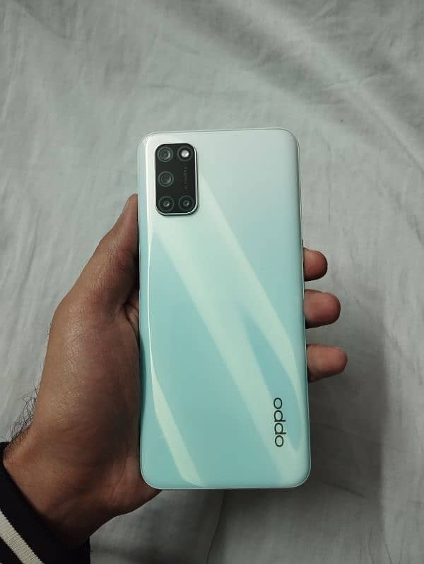 oppo A52 with box 2