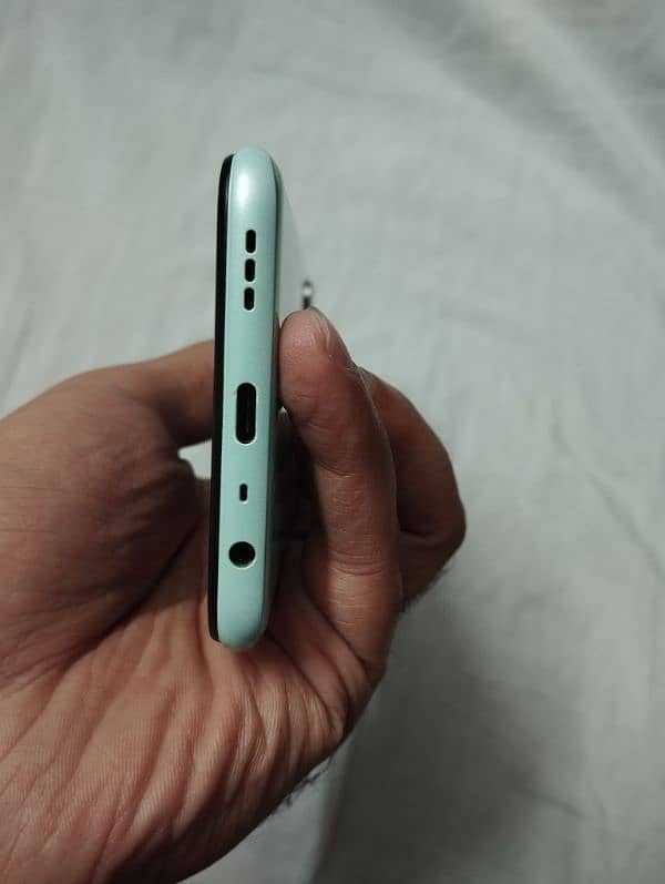 oppo A52 with box 5