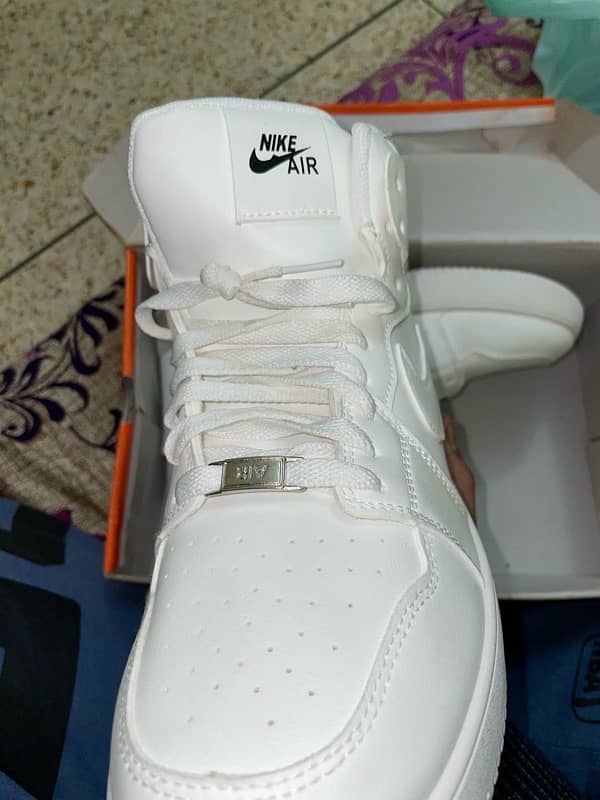 nike air white colour 2