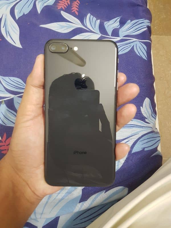 iphone 8plus 64GB pta approved 0