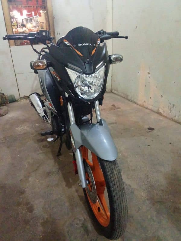 HONDA 150 just like new 6