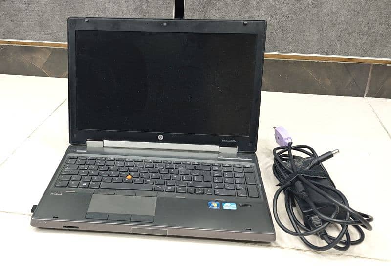 HP EliteBook 8570w 1