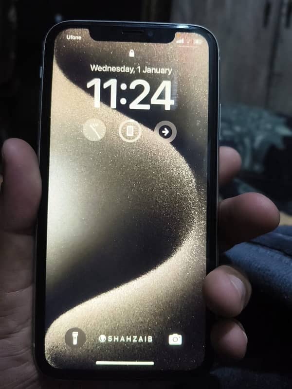 iphone 11 non factory unlock plz contact on whats app 03101462828 1