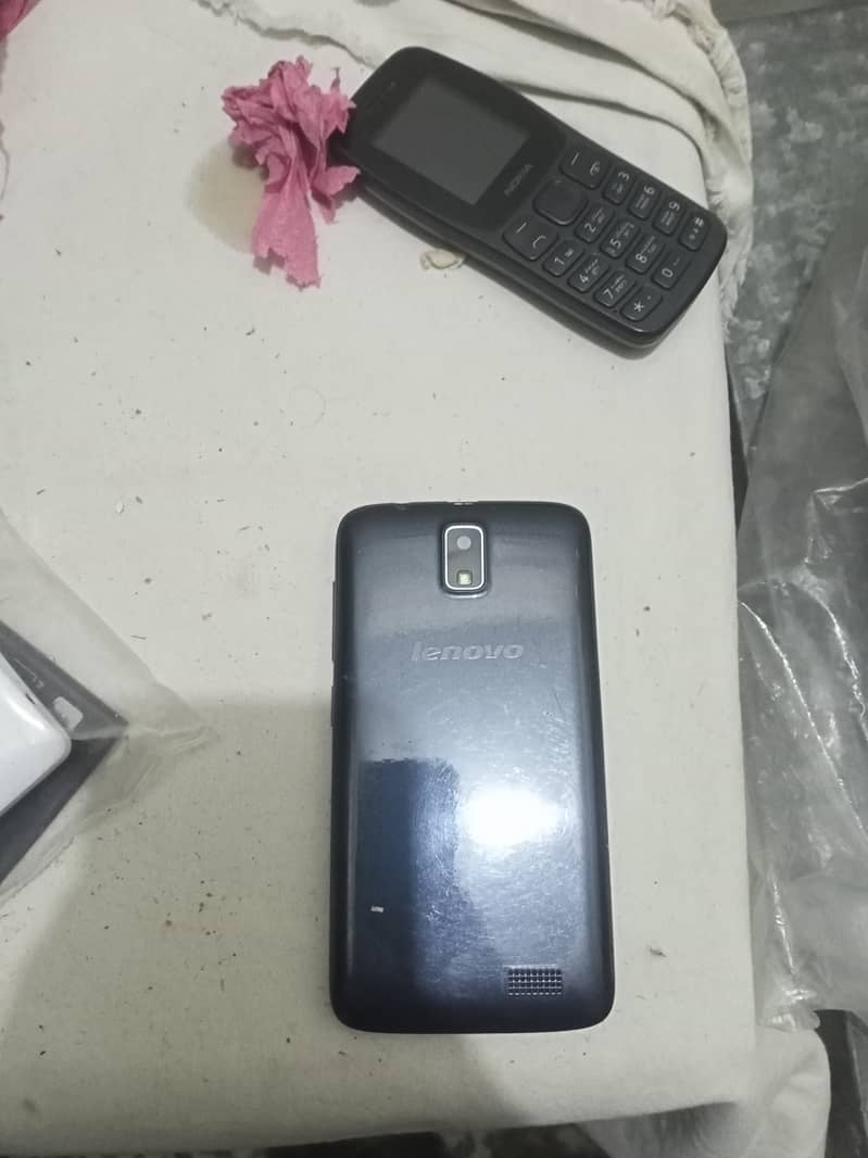 Lenovo A328 0