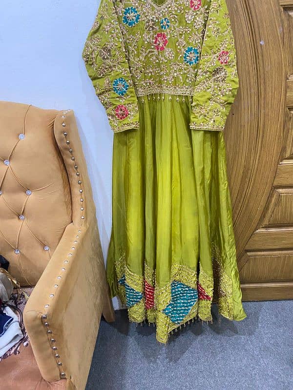 Beautiful mehndi dress long frock Pakistani 3 piece 2