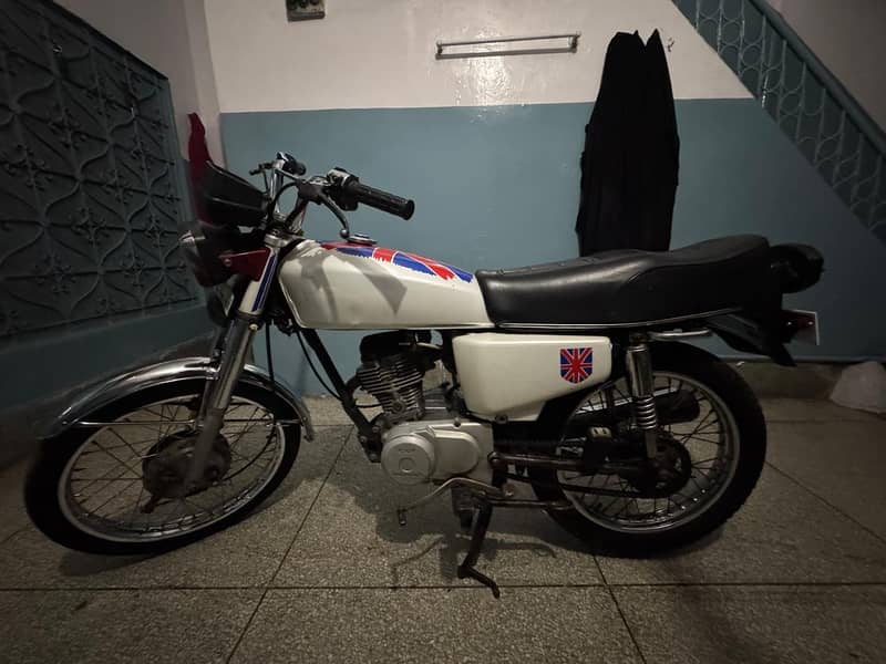 Honda CG 125 2012 3