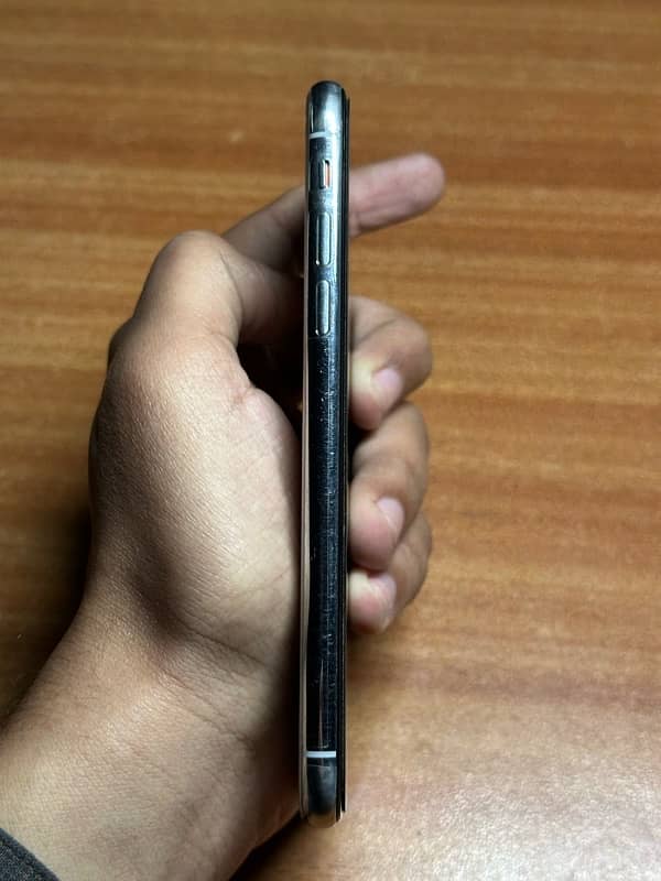 iPhone X 64gb PTA 5