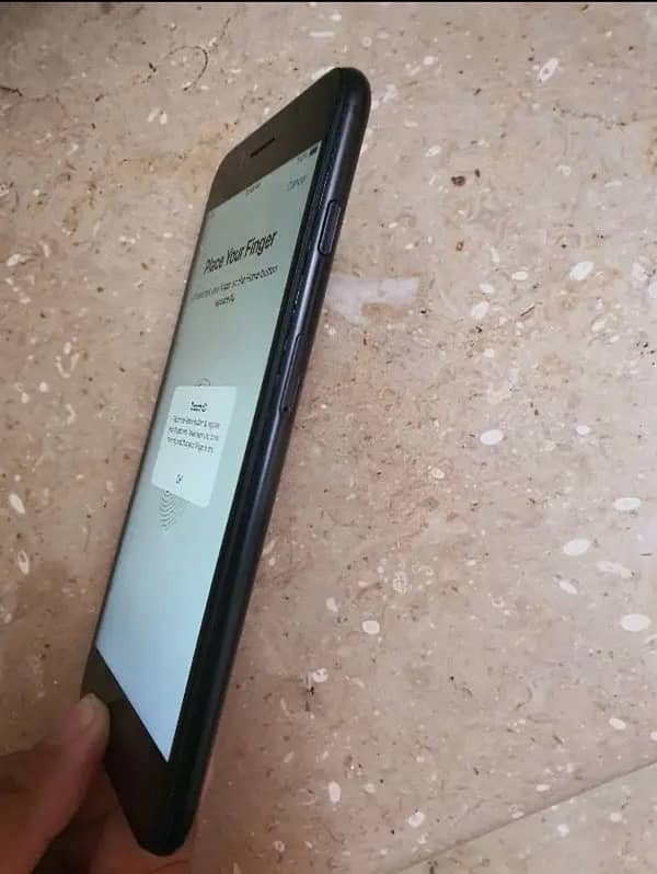 iphone 7 plus urgent sale 2