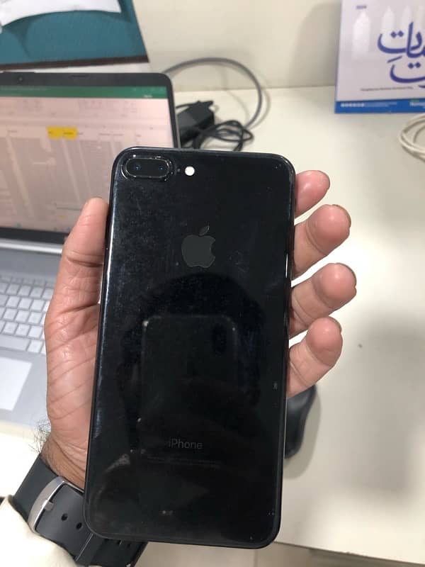 IPhone 7plus 128GB with box& Charger 5