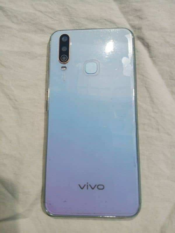 Vivo Y17 8 GB 256 GB 1