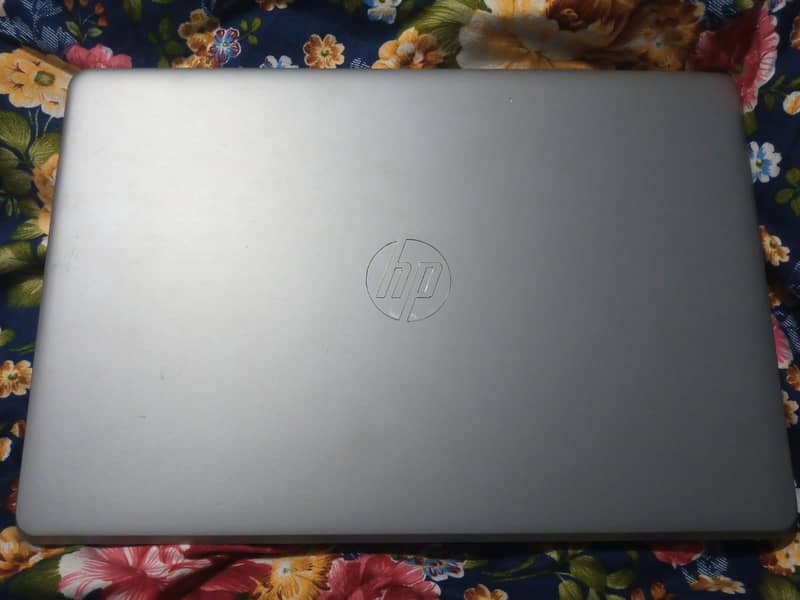 HP Notebook 15 1