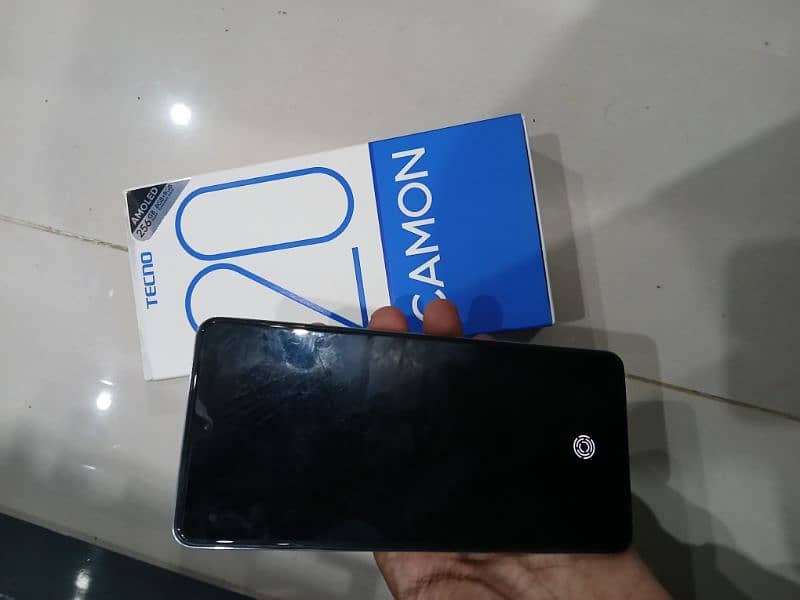 tecno camon 20 8+8/256 3