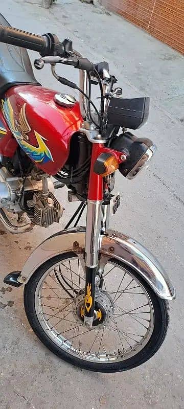 HONDA CD70 2