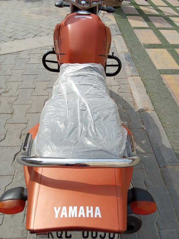 Yamaha YBR 125G model 2024, urgent sale 6