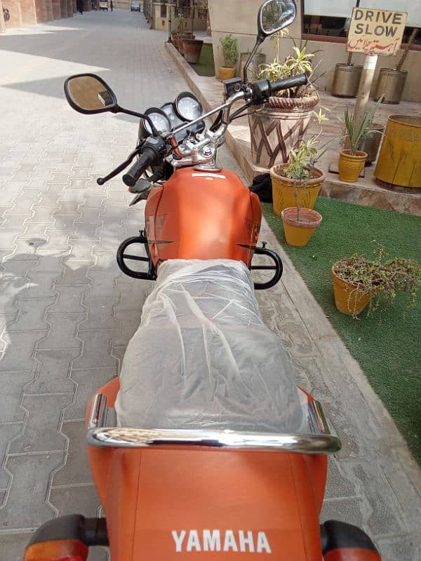 Yamaha YBR 125G model 2024, urgent sale 8