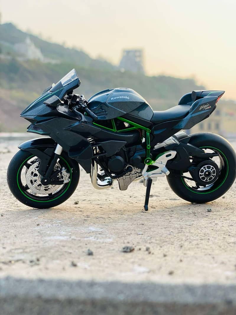 Kawasaki Ninja H2 supersport bike H2R scale motorcycle Diecast 10