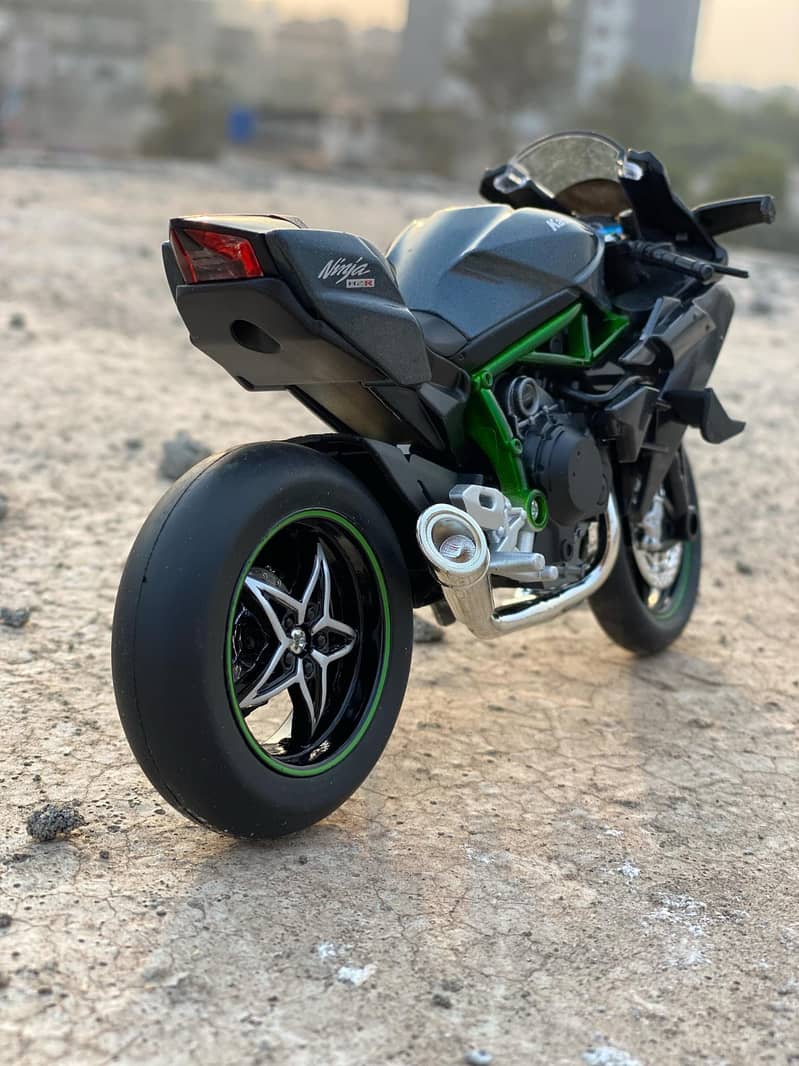 Kawasaki Ninja H2 supersport bike H2R scale motorcycle Diecast 14