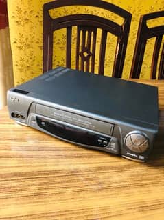 SANYO VCR PLAYER