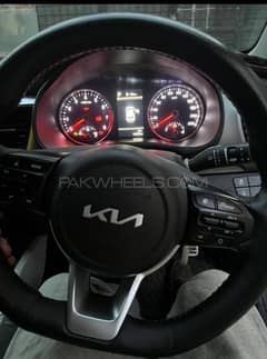 KIA STONIC EX+