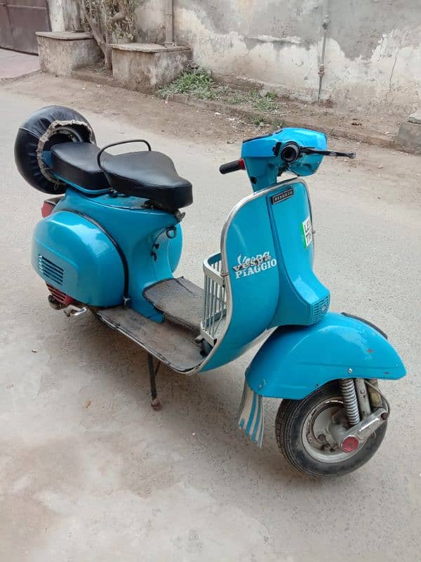 Vespa 2017 2