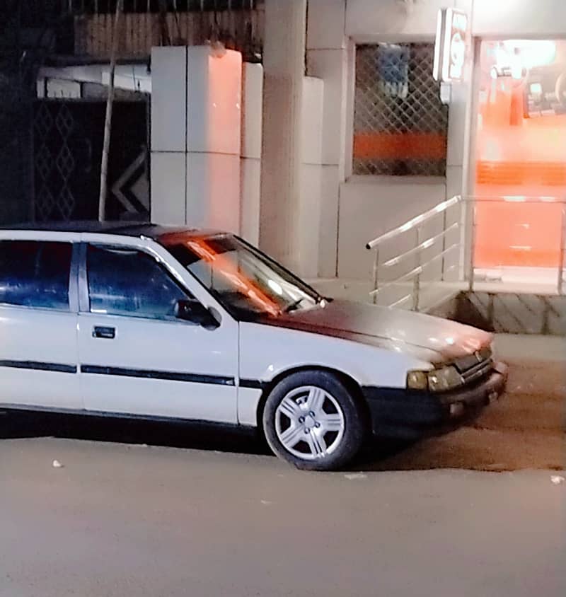 Honda Accord 1988 exchange possibal with mini car 1