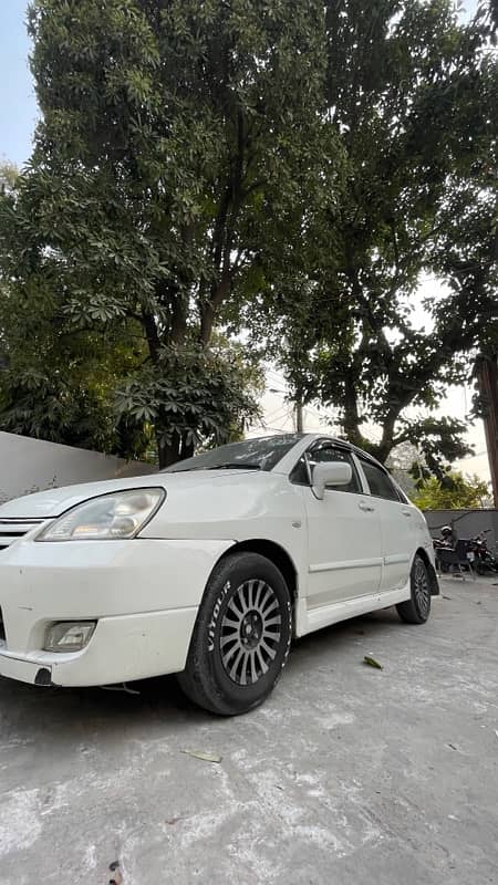 Suzuki Liana 2007 5