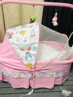 Electric baby cot