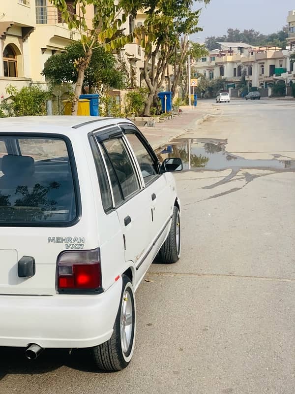 Suzuki Mehran VXR 2015 3