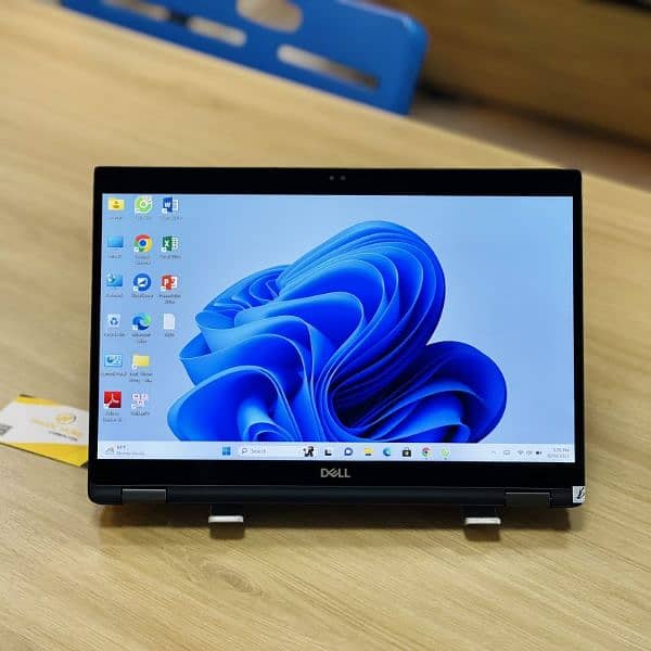 Dell UltraSlim TouchScreen+360 Core i5 7th Genration 8GB Ram/256GB SSD 1