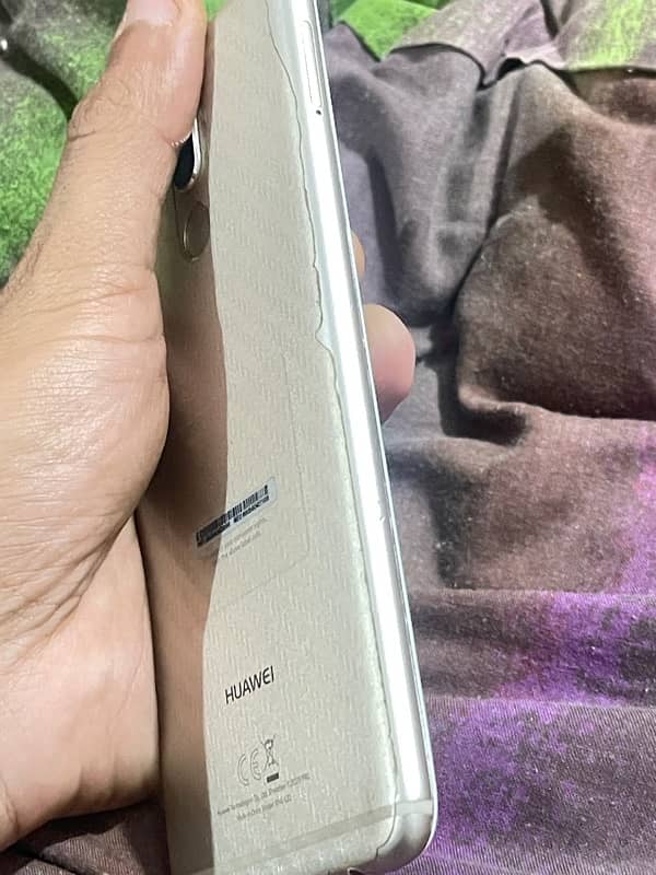 Huawei Mate 10 Lite 1