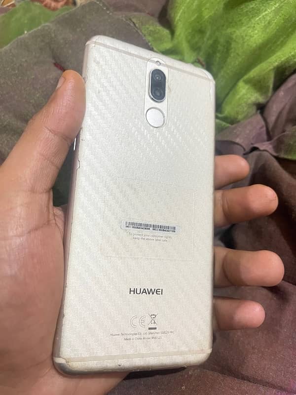 Huawei Mate 10 Lite 3