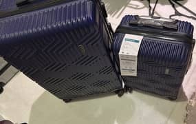 Set of 3 Hard Suitcases V Good Condition