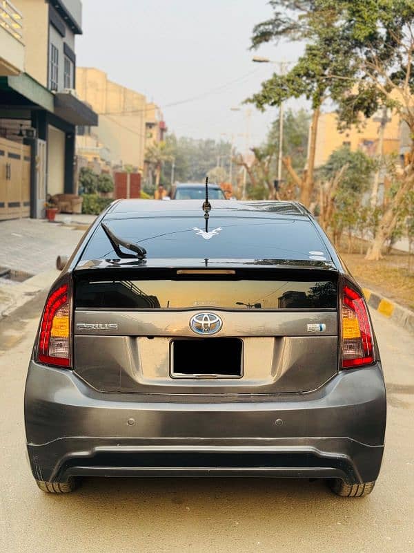 Toyota Prius 2011 2