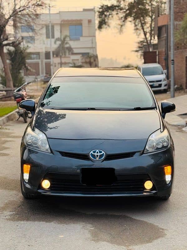 Toyota Prius 2011 5