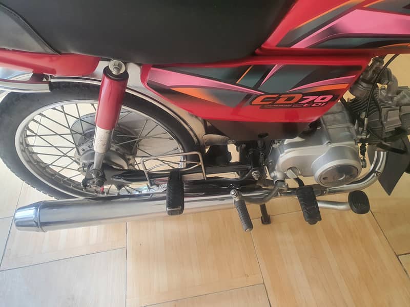 Honda CD 70 2023 Red 4