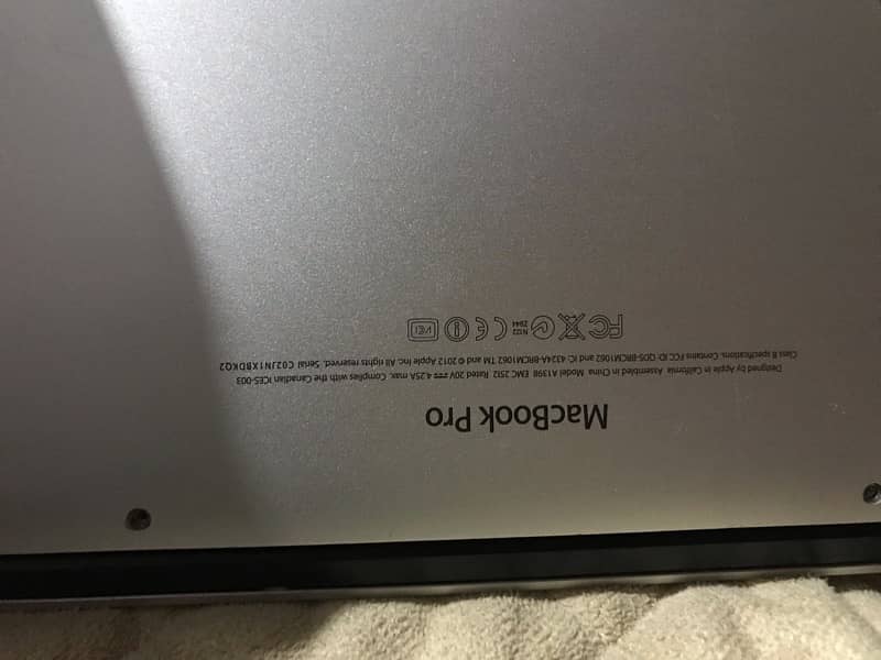 macbook pro late 2012/15 inch retina display 3